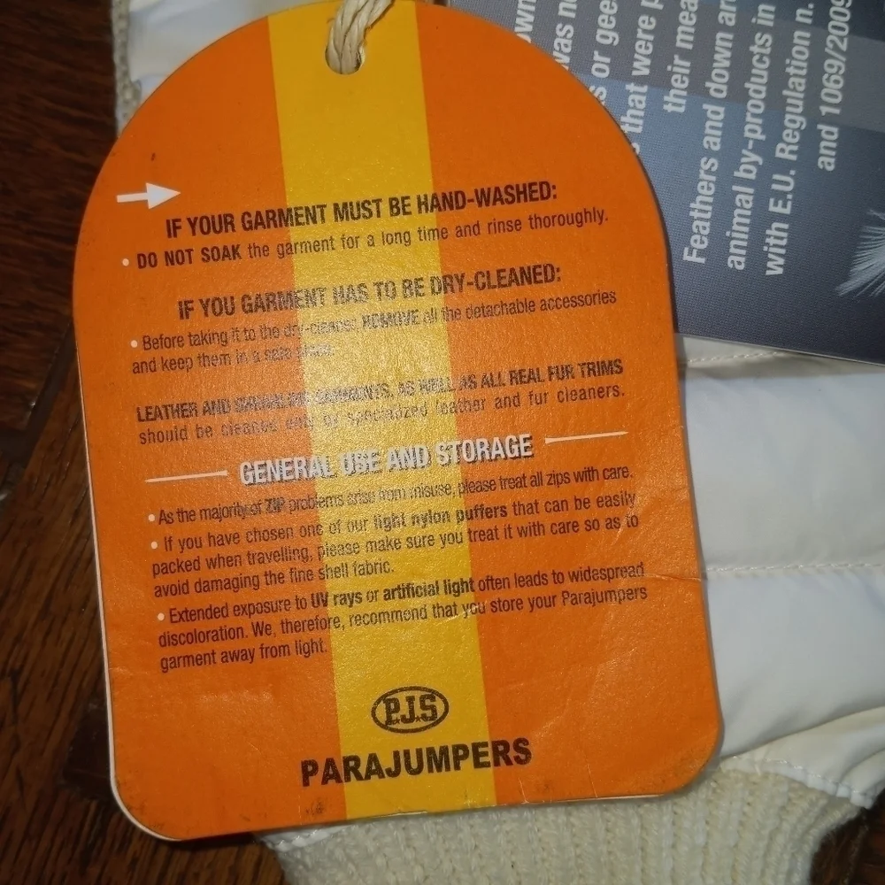 Parajumpers Wool Down Filled Puffer Gloves at Free People NWT Off White Sm/Med.